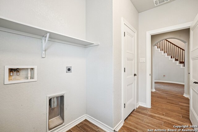 Image 33 of 45 For 7002 Comanche Star