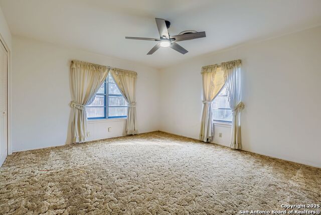 Image 13 of 17 For 742 Winfield