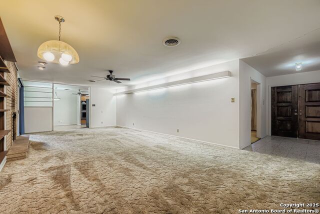 Image 3 of 17 For 742 Winfield