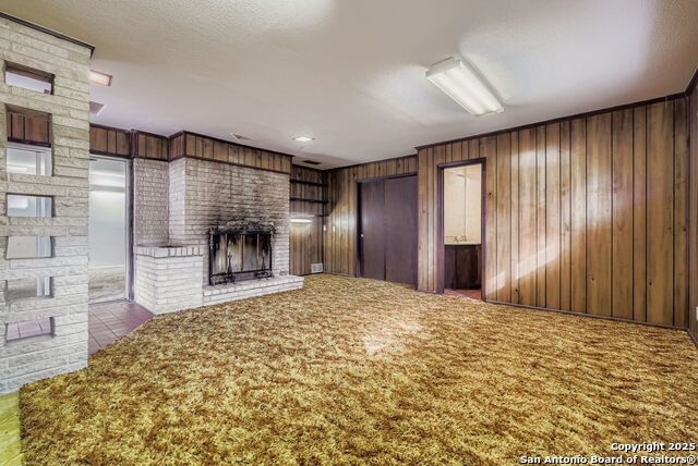 Image 8 of 17 For 742 Winfield