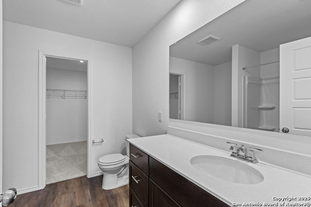 Image 17 of 34 For 8252 Smithers Avenue