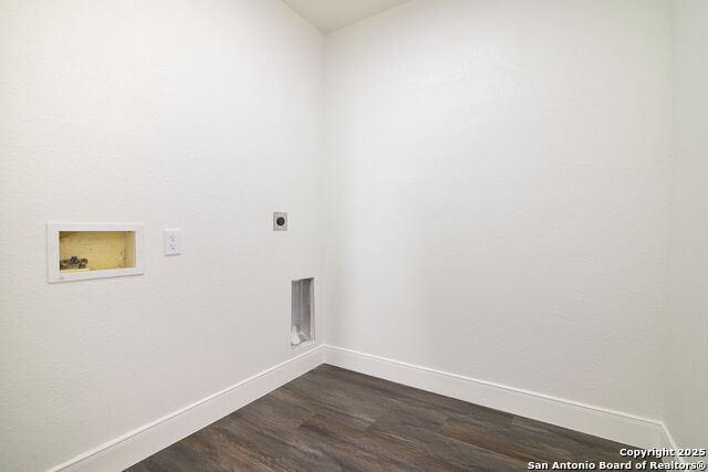 Image 13 of 26 For 13021 Prosperidad Ln