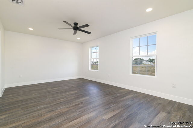 Image 14 of 26 For 13021 Prosperidad Ln