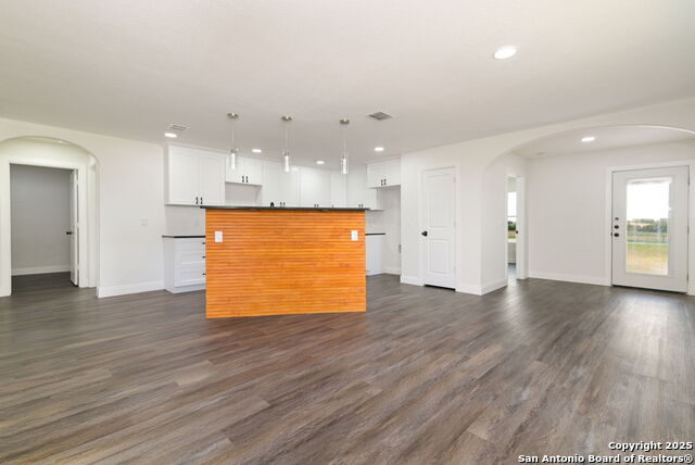 Image 6 of 26 For 13021 Prosperidad Ln