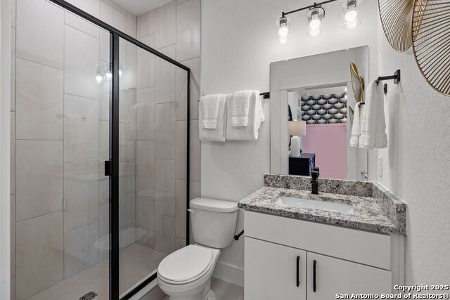 Image 19 of 24 For 12429 Redwater