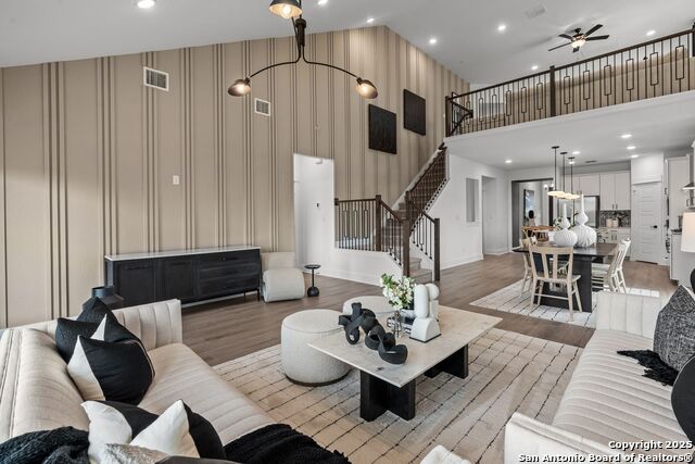 Image 24 of 24 For 12429 Redwater