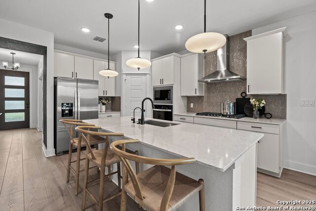 Image 3 of 24 For 12429 Redwater