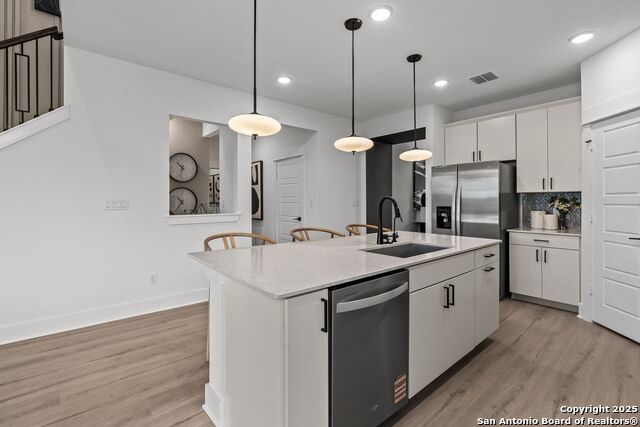 Image 9 of 24 For 12429 Redwater