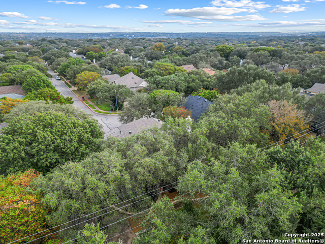 Image 39 of 45 For 15123 Mossoak Cove