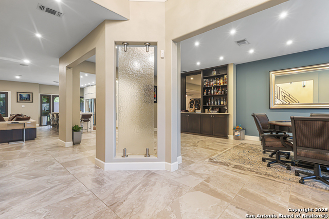 Image 7 of 45 For 15123 Mossoak Cove