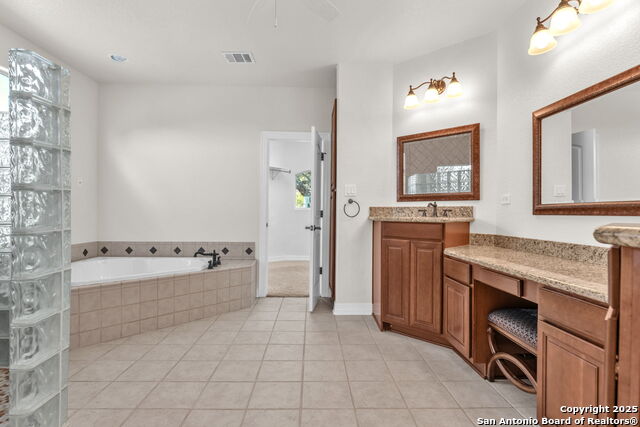 Listing photo id 36 for 732 Pr 1712  