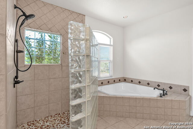 Listing photo id 38 for 732 Pr 1712  