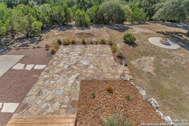 Listing photo id 44 for 732 Pr 1712  