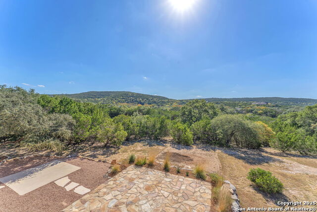 Listing photo id 45 for 732 Pr 1712  