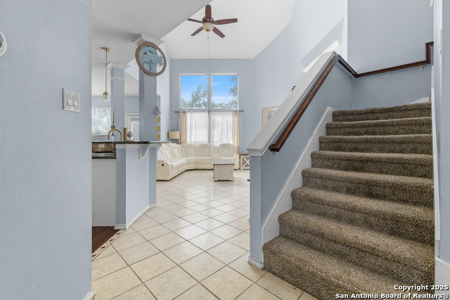 Image 10 of 39 For 718 Wildgrove Ln