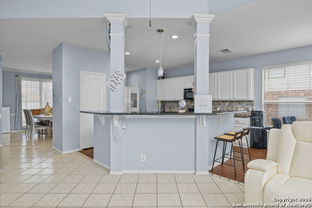 Image 13 of 39 For 718 Wildgrove Ln