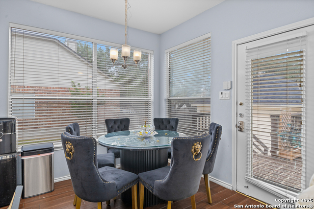 Image 14 of 39 For 718 Wildgrove Ln