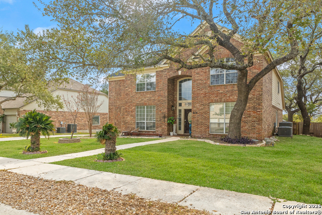 Image 2 of 39 For 718 Wildgrove Ln