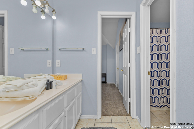 Image 27 of 39 For 718 Wildgrove Ln