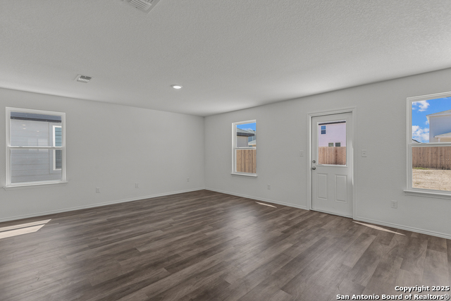 Image 10 of 28 For 4053 Bermuda Ln