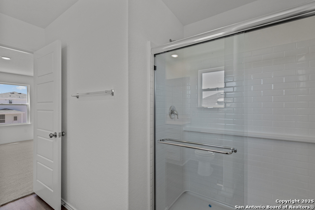 Image 19 of 28 For 4053 Bermuda Ln