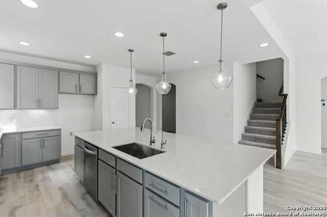 Image 10 of 25 For 1408 Halletsville