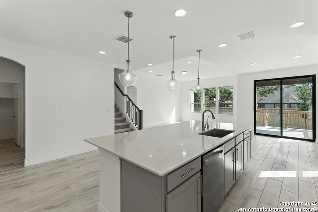 Image 11 of 25 For 1408 Halletsville