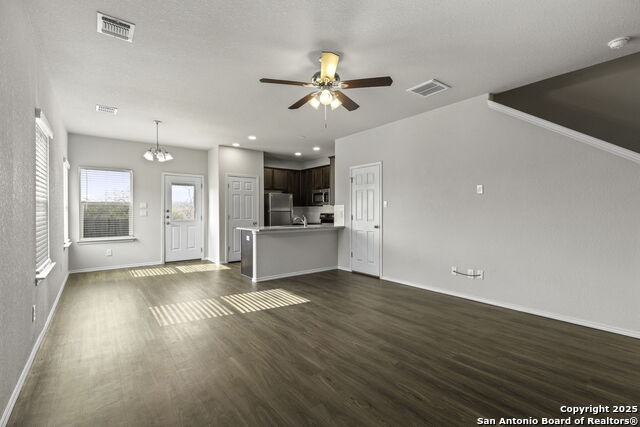 Image 4 of 22 For 5507 Haven Springs