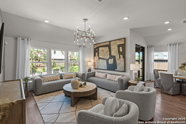 Image 13 of 23 For 113 Farming Grove