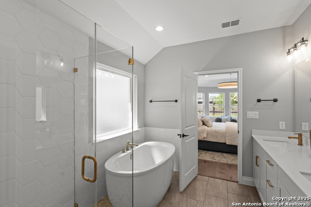 Image 18 of 23 For 113 Farming Grove