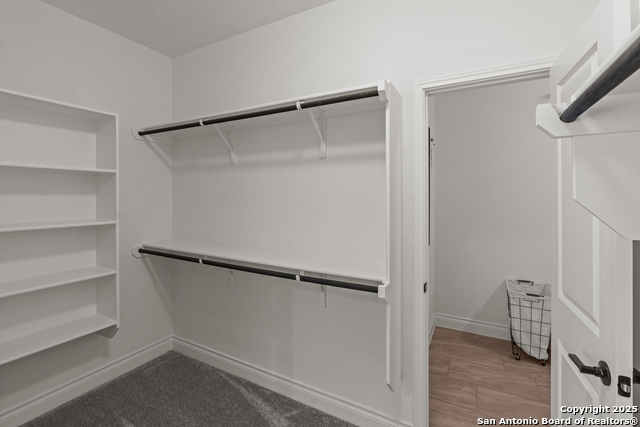 Image 20 of 23 For 113 Farming Grove