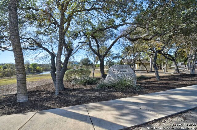 Listing photo id 22 for 1210 Wilder Pond