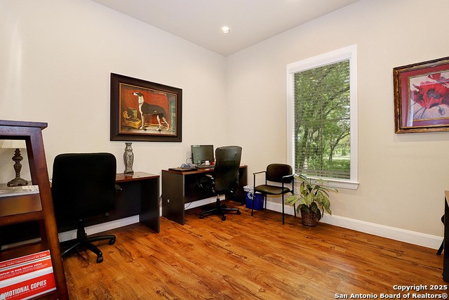 Listing photo id 10 for 8122 Whisper Oak