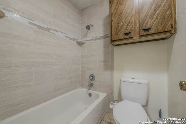 Image 12 of 18 For 3843 Barrington 130h