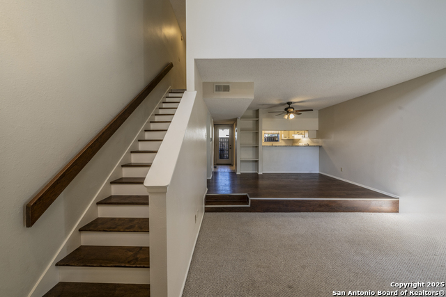 Image 9 of 18 For 3843 Barrington 130h