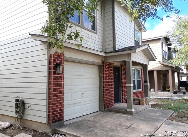 Listing photo id 0 for 9866 Placid Bay