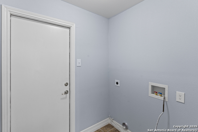 Image 13 of 32 For 7450 Silent Cloud