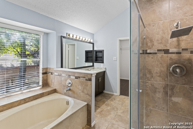 Image 19 of 32 For 7450 Silent Cloud