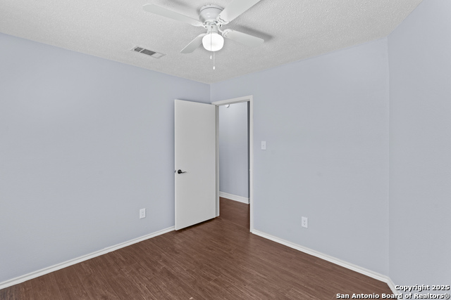 Image 24 of 32 For 7450 Silent Cloud