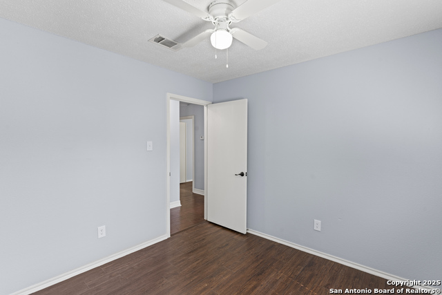 Image 26 of 32 For 7450 Silent Cloud