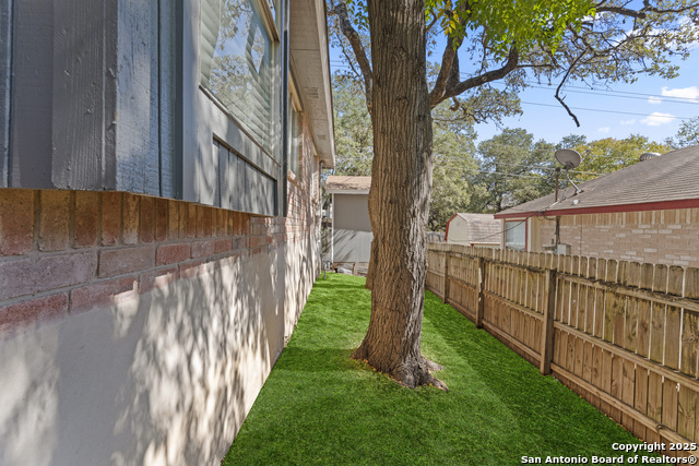 Image 31 of 32 For 7450 Silent Cloud