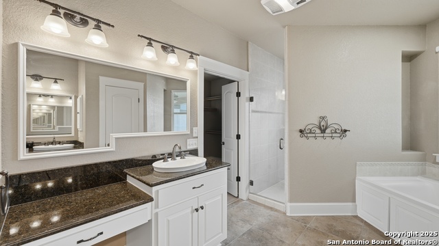 Image 24 of 39 For 1940 Split