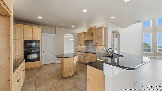 Image 8 of 39 For 1940 Split