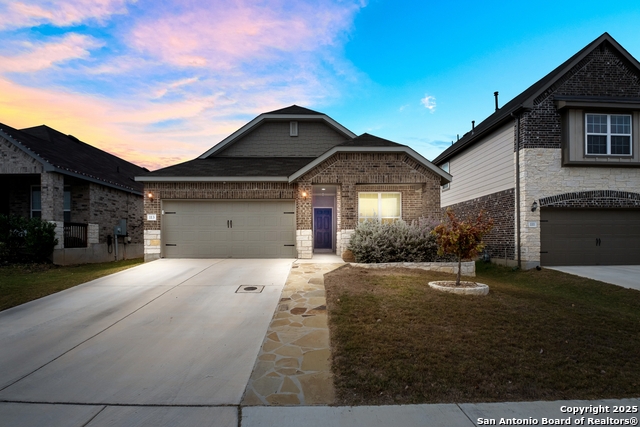 Image 27 of 29 For 113 Inverness