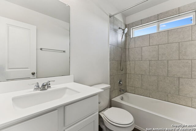 Listing photo id 22 for 2939 Brand Iron Dr