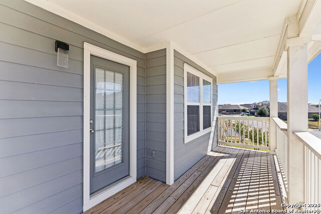 Listing photo id 5 for 2939 Brand Iron Dr