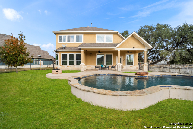 Image 27 of 32 For 8511 Ivy Curl