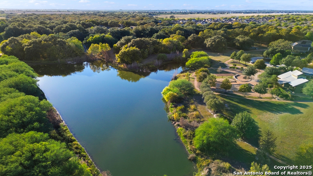 Image 31 of 32 For 8511 Ivy Curl