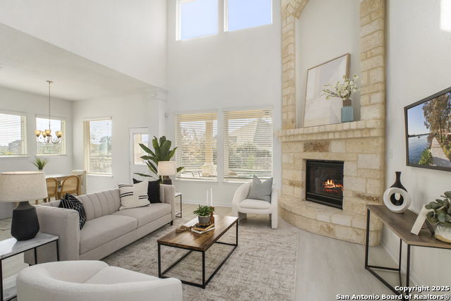 Image 4 of 32 For 8511 Ivy Curl