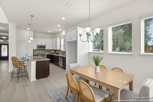 Image 7 of 32 For 8511 Ivy Curl